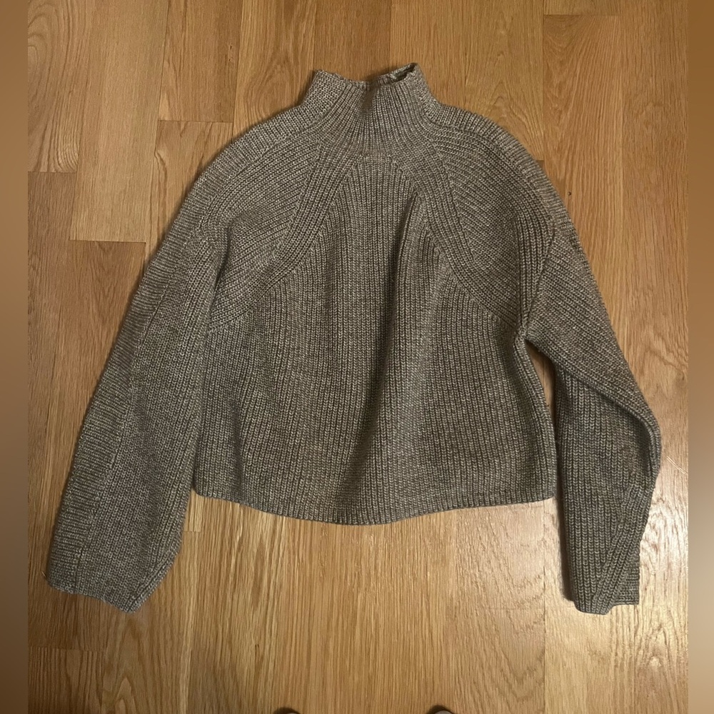 H&M knit turtle neck sweater